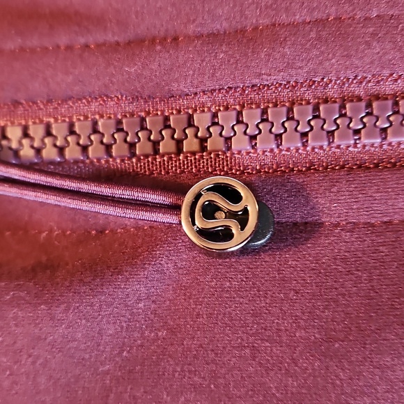 Lululemon Define Cropped Jacket *Nulu - Picture 5 of 10